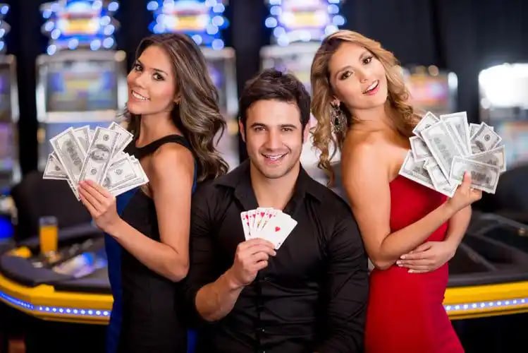 Tabel hasil 4D Number Game dengan riwayat putaran transparan di platform larisbet