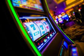Tata letak meja dengan berbagai pilihan taruhan Tata letak meja French Roulette dengan area taruhan yang jelas